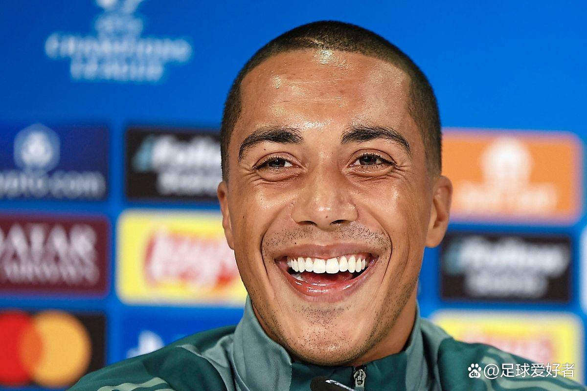 关于NBA总决赛倒计时，阿斯顿维拉今晨外线爆发，细节引发关注，引发热议，资深球员宣示担当的信息